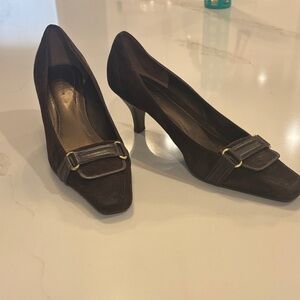 Ann Taylor Dark Brown Suede Leather Pumps with Gold Buckle Detail